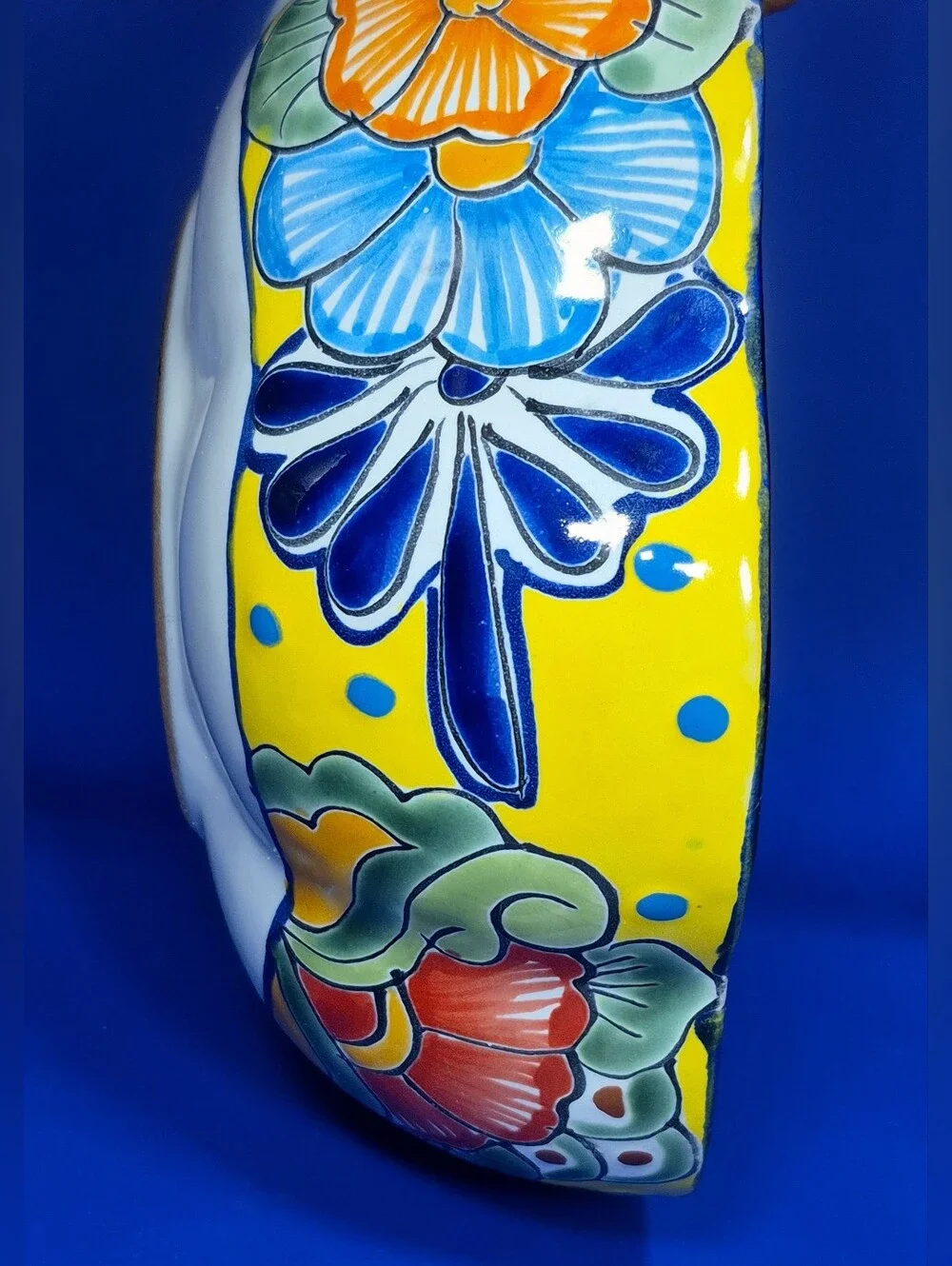 Vibrant Mexican Talavera Scalloped Ceramic Serving Bowl - 9